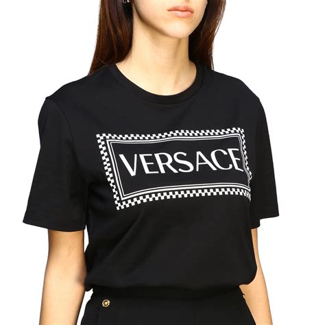 versace t shirt damen brombeer mit love|Alle T.